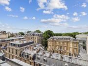 Appartement à louer à Paris 8Ème