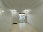 A louer appartement vide avec piscine à Harhoura