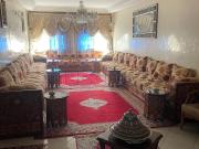 Appartement à Mimosas: 3 chambres / 3ème étage / façade Appartement à Mimosas: 3 chambres / 3ème étage / façade