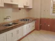 Appartement à vendre, quatre chambres et salon