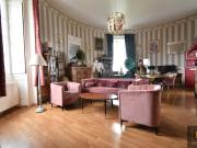 Appartement atypique en bord de Loire et son magnifique parc