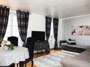 Appartement avec 1 chambre dans le 8ème arrondissement...