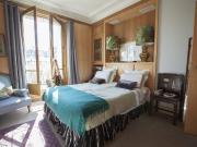Appartement avec 3 chambres dans le 8ème arrondissement...