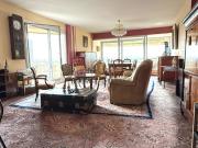 Appartement avec ascenseur, terrasse et parking CROIX...