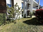 Appartement avec jardin et deux stationnements