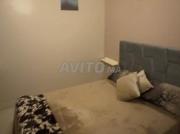 Appartement avec l'ameublement pour vente