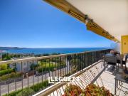 Appartement avec piscine en bord de mer
