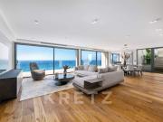 Appartement avec piscine en bord de mer