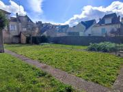 APPARTEMENT AVEC TERRAIN EN CENTRE VILLE D'OLORON