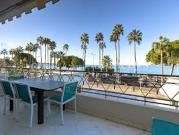 Appartement avec terrasse en bord de mer