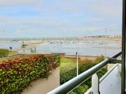 Appartement avec terrasse en bord de mer