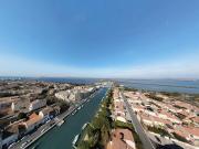 Appartement avec terrasse en bord de mer
