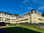 Appartement avec terrasse en bord de mer