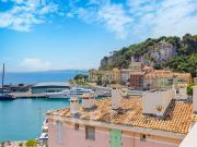 Appartement avec terrasse en bord de mer