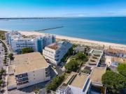 Appartement avec terrasse en bord de mer