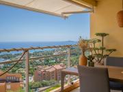 Appartement avec terrasse en bord de mer