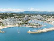 Appartement avec terrasse et piscine