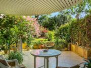 Appartement avec terrasse et piscine