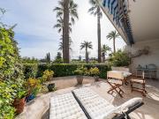 Appartement avec terrasse et piscine