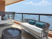 Appartement avec terrasse et piscine