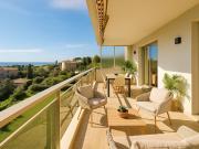 Appartement avec terrasse et piscine