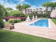 Appartement avec terrasse et piscine