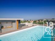 Appartement avec terrasse et piscine