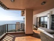 Appartement avec terrasse et piscine