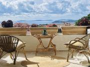 Appartement avec terrasse et piscine