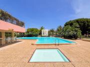 Appartement avec terrasse et piscine