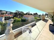 Appartement avec terrasse et piscine