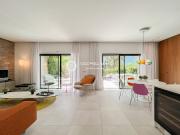Appartement avec terrasse et piscine