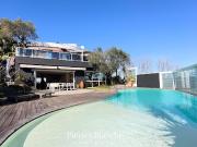 Appartement avec terrasse et piscine