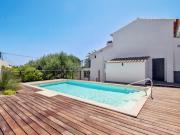 Appartement avec terrasse et piscine