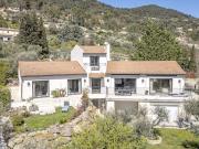 Appartement avec terrasse et piscine