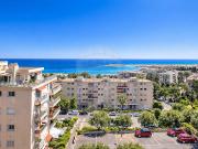 Appartement avec terrasse et piscine