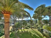 Appartement avec terrasse et piscine