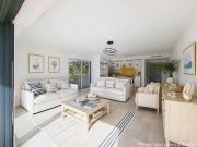 Appartement avec terrasse et piscine