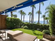 Appartement avec terrasse et piscine