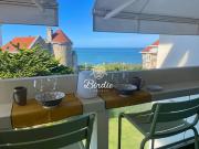 Appartement avec terrasse et piscine