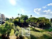 Appartement avec terrasse et piscine