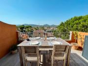 Appartement avec terrasse et piscine