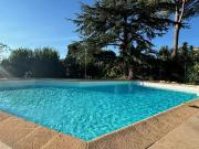 Appartement avec terrasse et piscine