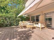 Appartement avec terrasse et piscine
