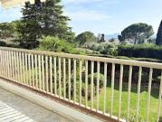 Appartement avec terrasse et piscine