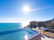 Appartement avec terrasse et piscine