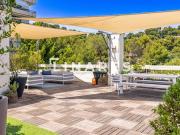 Appartement avec terrasse et piscine