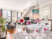 Appartement avec terrasse tropézienne et ascenseur –...