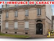 APPARTEMENT + BALCON / IMMEUBLE DE CARACTERE