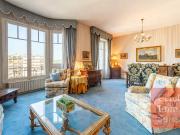 Appartement bourgeois T3 T4 en vente dans le centre...